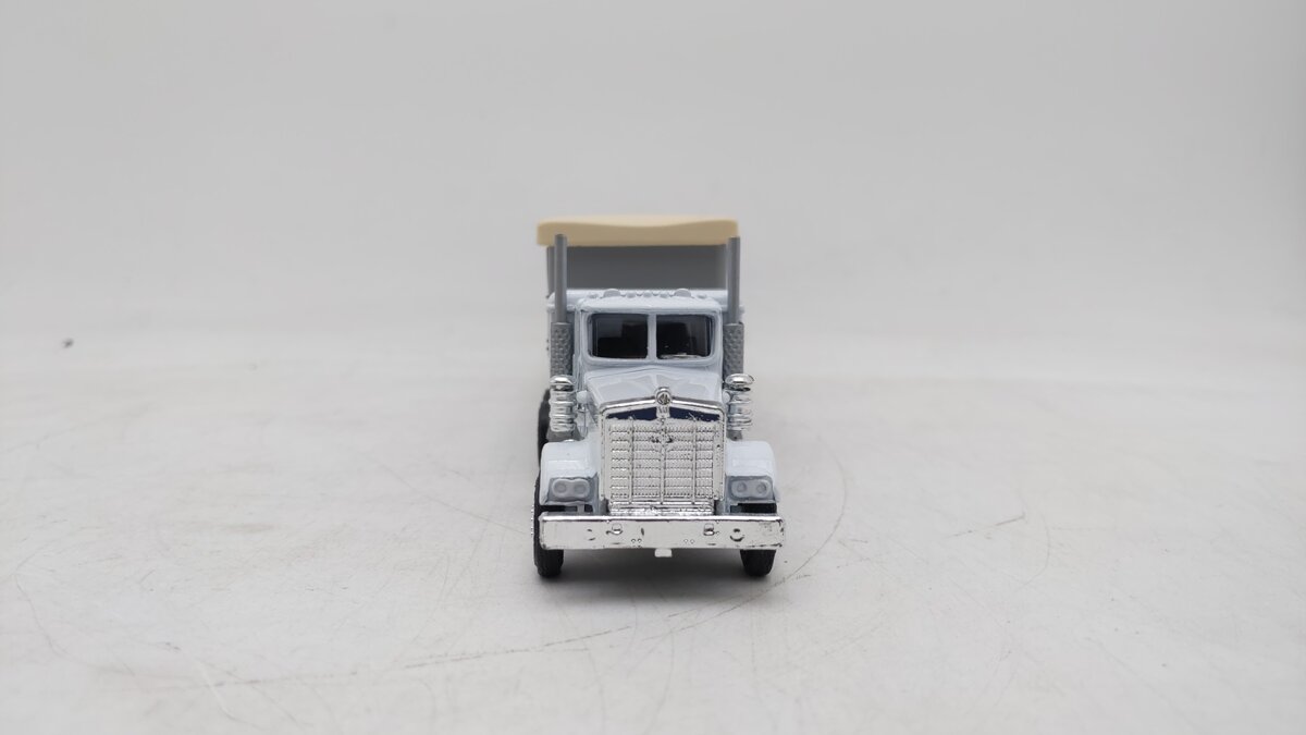 Lionel 6-12779 O Gauge Lionelville Grain Co. Tractor & Grain Rig LN/Box
