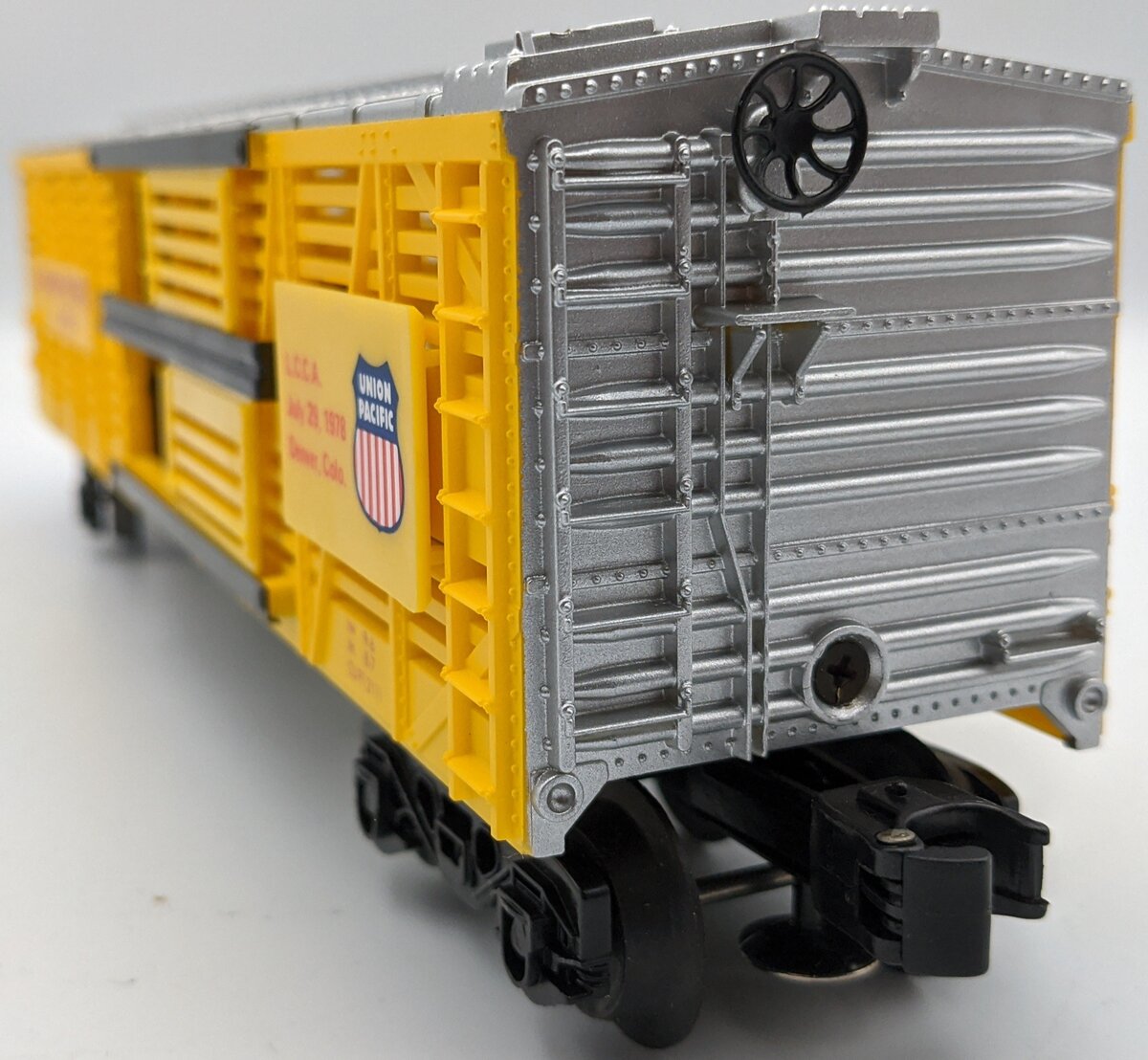 Lionel 6-9728 O Gauge Union Pacific LCCA Bi-level Stock Convention Car #9728 NIB