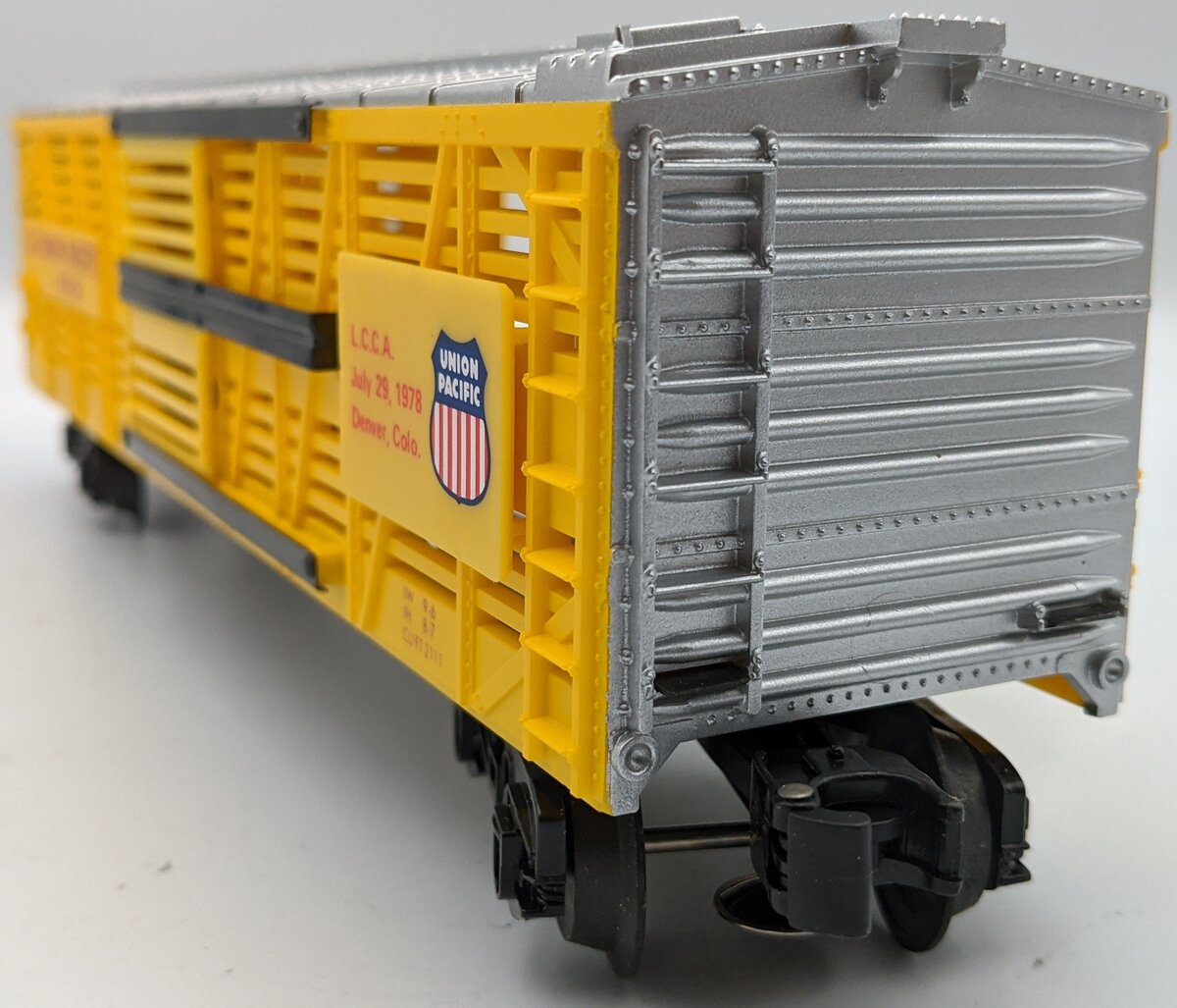 Lionel 6-9728 O Gauge Union Pacific LCCA Bi-level Stock Convention Car #9728 NIB