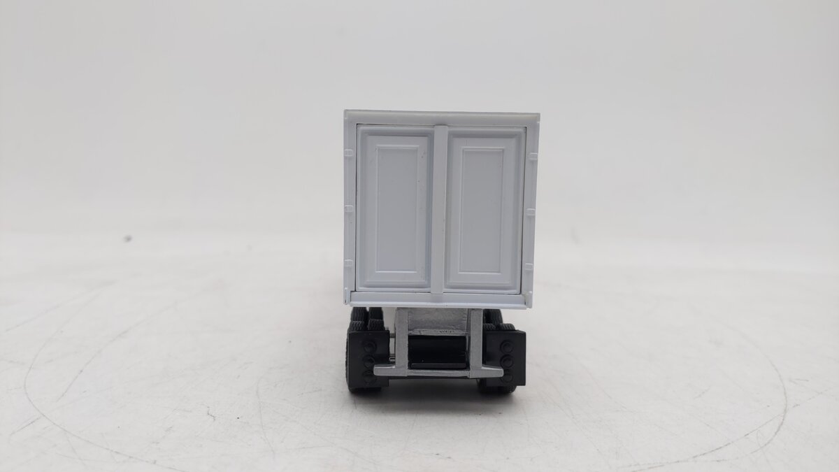 Lionel 6-12807 O Little Caesars Tractor & Trailer Truck