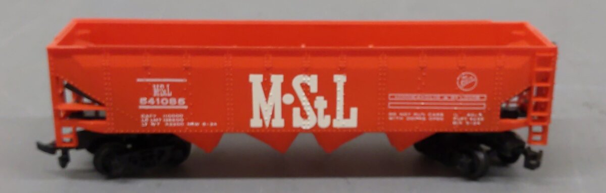 Bachmann 541085 HO Scale Minneapolis & St Louis Hopper Car #541085 EX/Box
