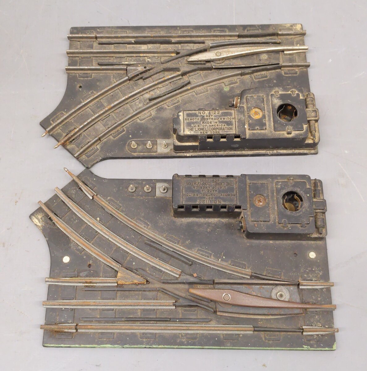 Lionel 1122 Vintage O-27 Remote Control Switches (Pair of 2)/Box