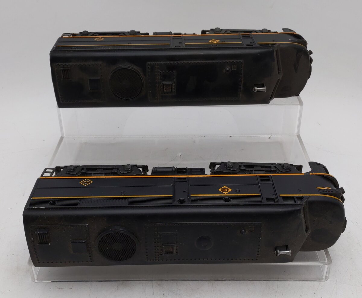 Lionel 2032 Vintage O Erie Alco AA Diesel Locomotive Set EX