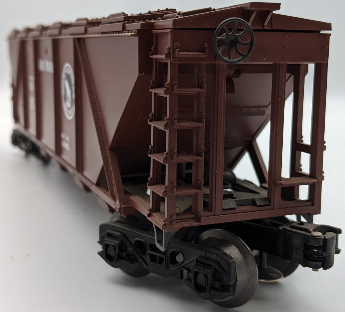 Lionel 6-6102 O Gauge Great Northern 4-Bay Covered Hopper NIB