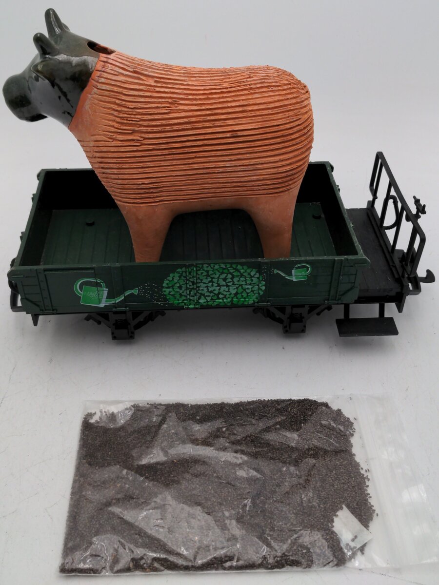 LGB 94905 G Scale Bull Grow-A-Pet Car EX/Box