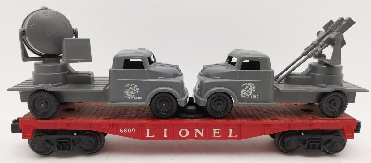 Lionel 6809 Vintage O Flatcar w/USMC AA Gun Truck & Search Light Box Truck VG