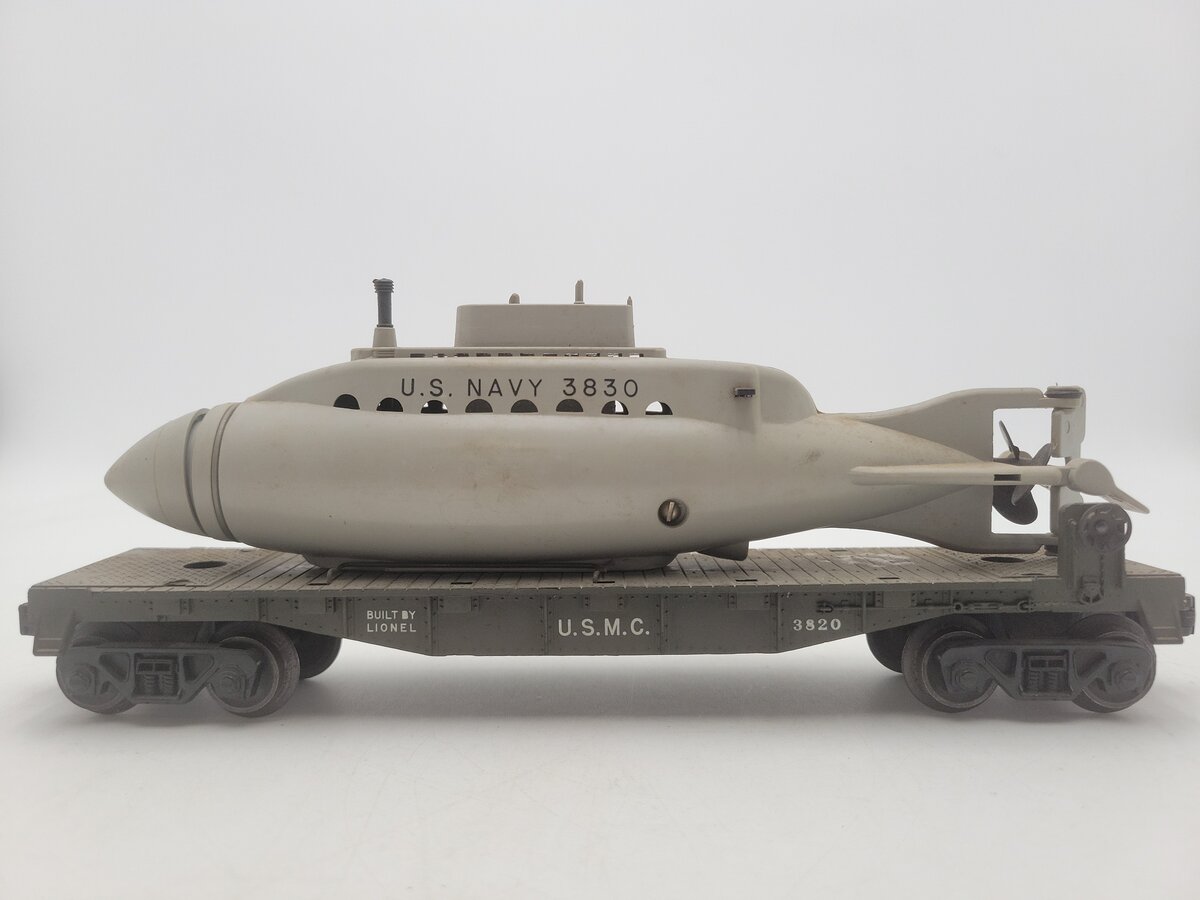Lionel 3820 Vintage O USMC Olive Drab Flatcar w/Submarine - RARE VG