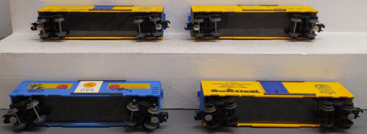 KMT O Gauge Toy Train Operating Society Boxcars #1981,1977,1977,1979 [4] VG/Box