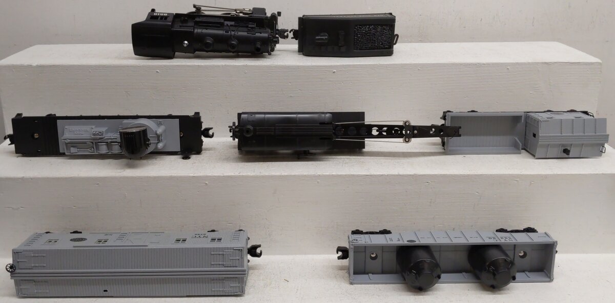 Lionel 6-1502 Lionel  O Gauge NYC Yard Chief Steam Freight Train Set VG/Box