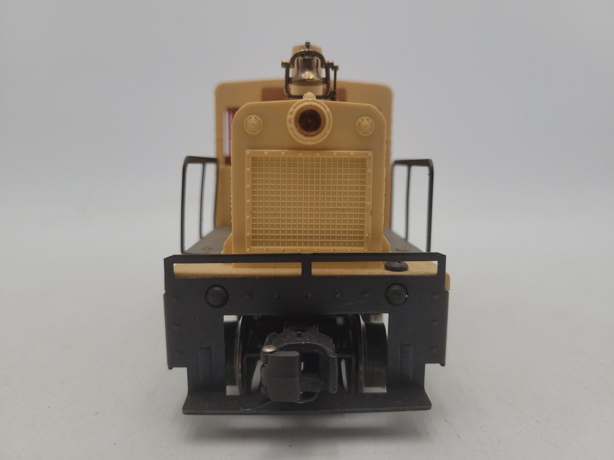 Lionel 57 O Vintage Postwar AEC Diesel Switcher - RARE VG