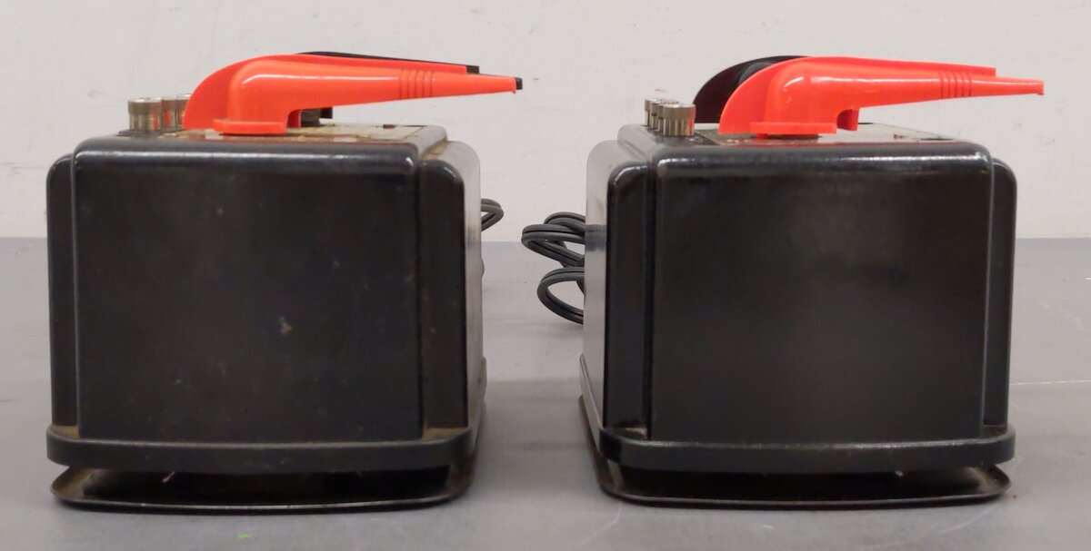 Lionel 1033 Vintage O 90 Watt Transformer w/ Whistle [2] EX/Box