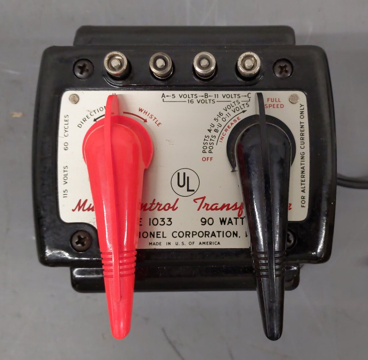 Lionel 1033 Vintage O 90 Watt Transformer w/ Whistle [2] EX/Box