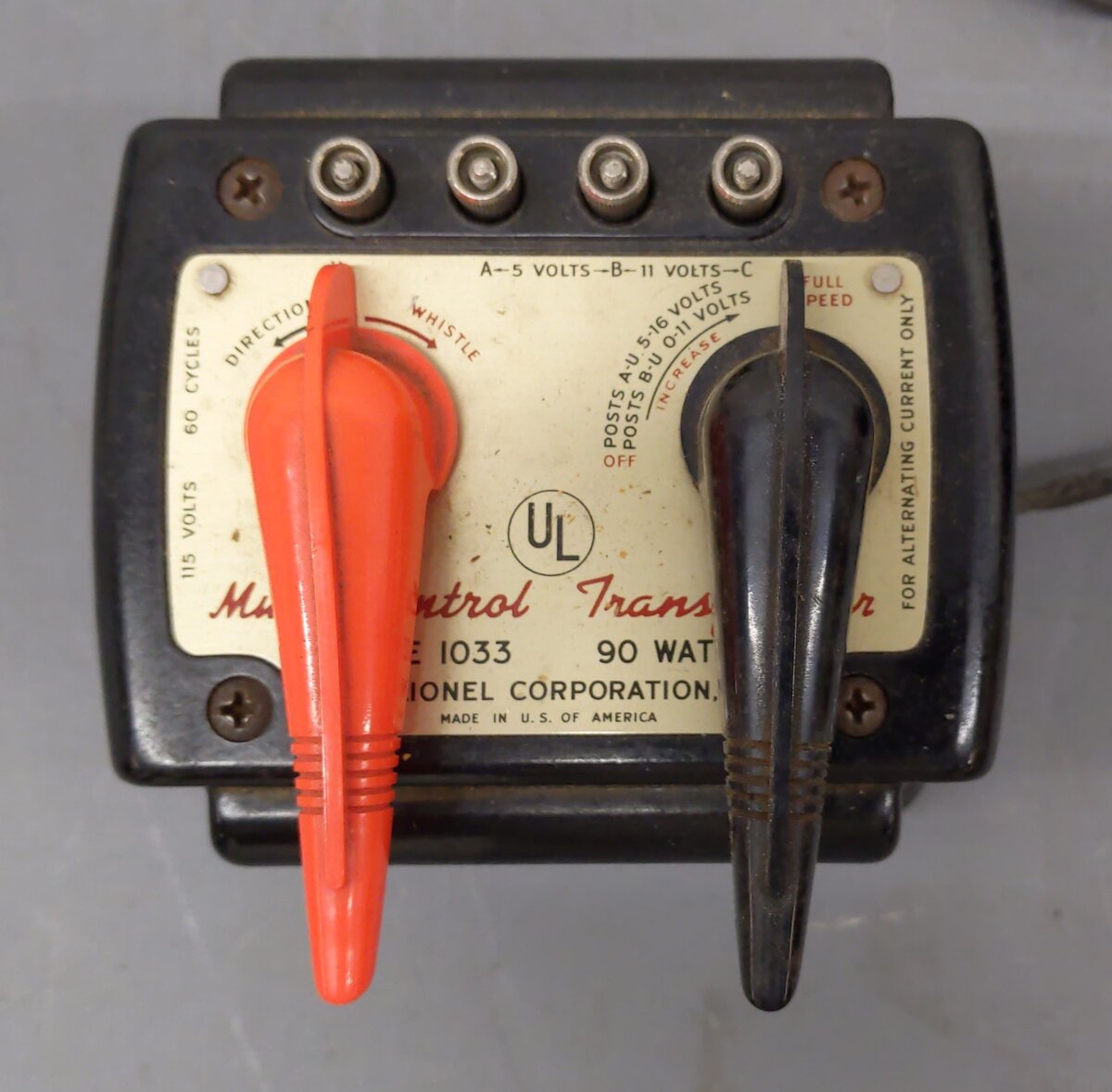 Lionel 1033 Vintage O 90 Watt Transformer w/ Whistle [2] EX/Box