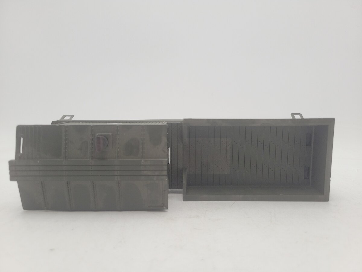 Lionel 6824 Vintage O Olive Drab U.S.M.C. Rescue Caboose VG