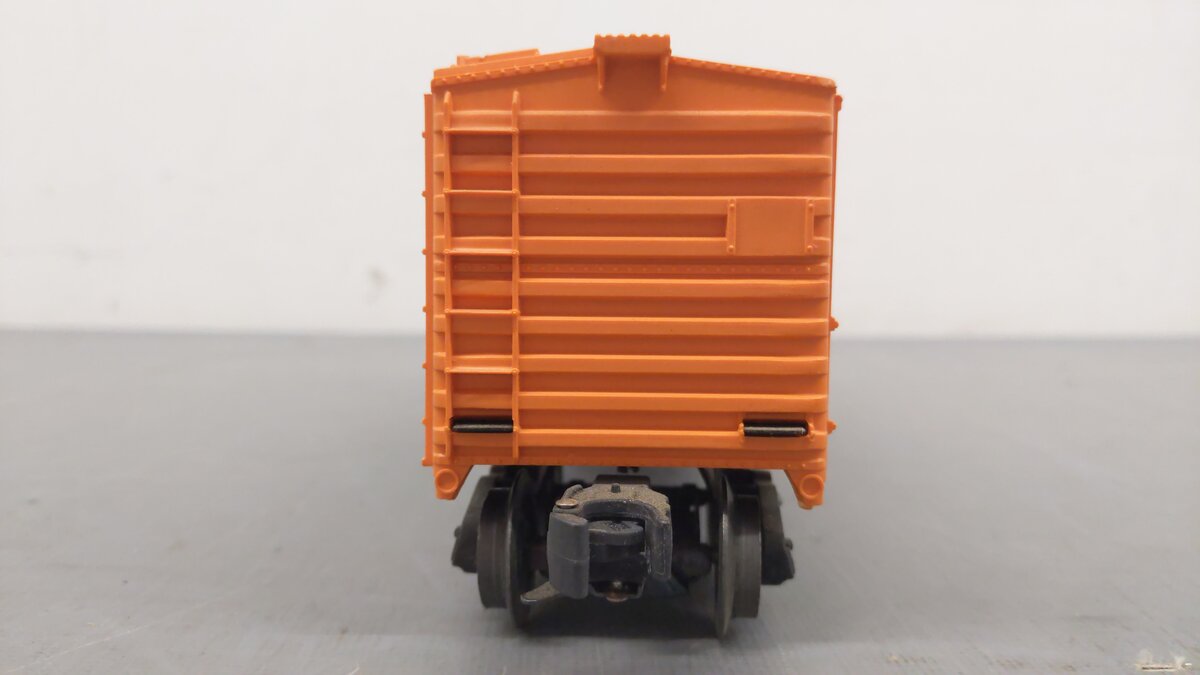 Lionel 352 Vintage O Postwar Operating Icing Station/Box