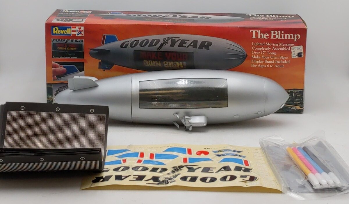 Revell 4034491 Goodyear The Blimp #2425, #N4A LN/Box