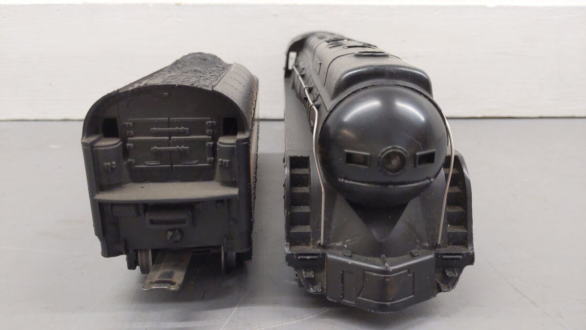 Lionel 746 Vintage O N&W J Class 4-8-4 Steam Locomotive & Tender w/ Long Stripe VG