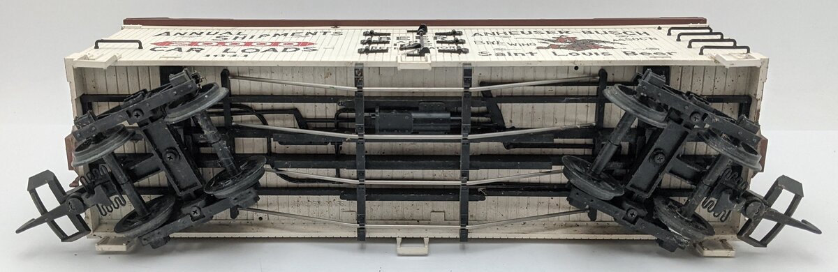 USA Trains R1641 G Anheuser Busch Reefer VG/Box