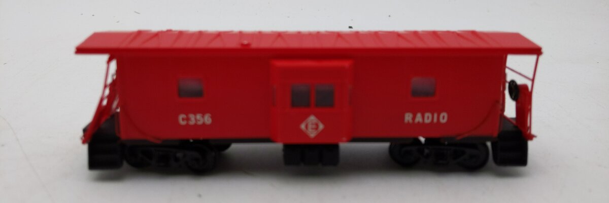 Walthers 932-4361 HO Scale Erie Lackawanna Bay Window Caboose #356 Assembled EX/Box
