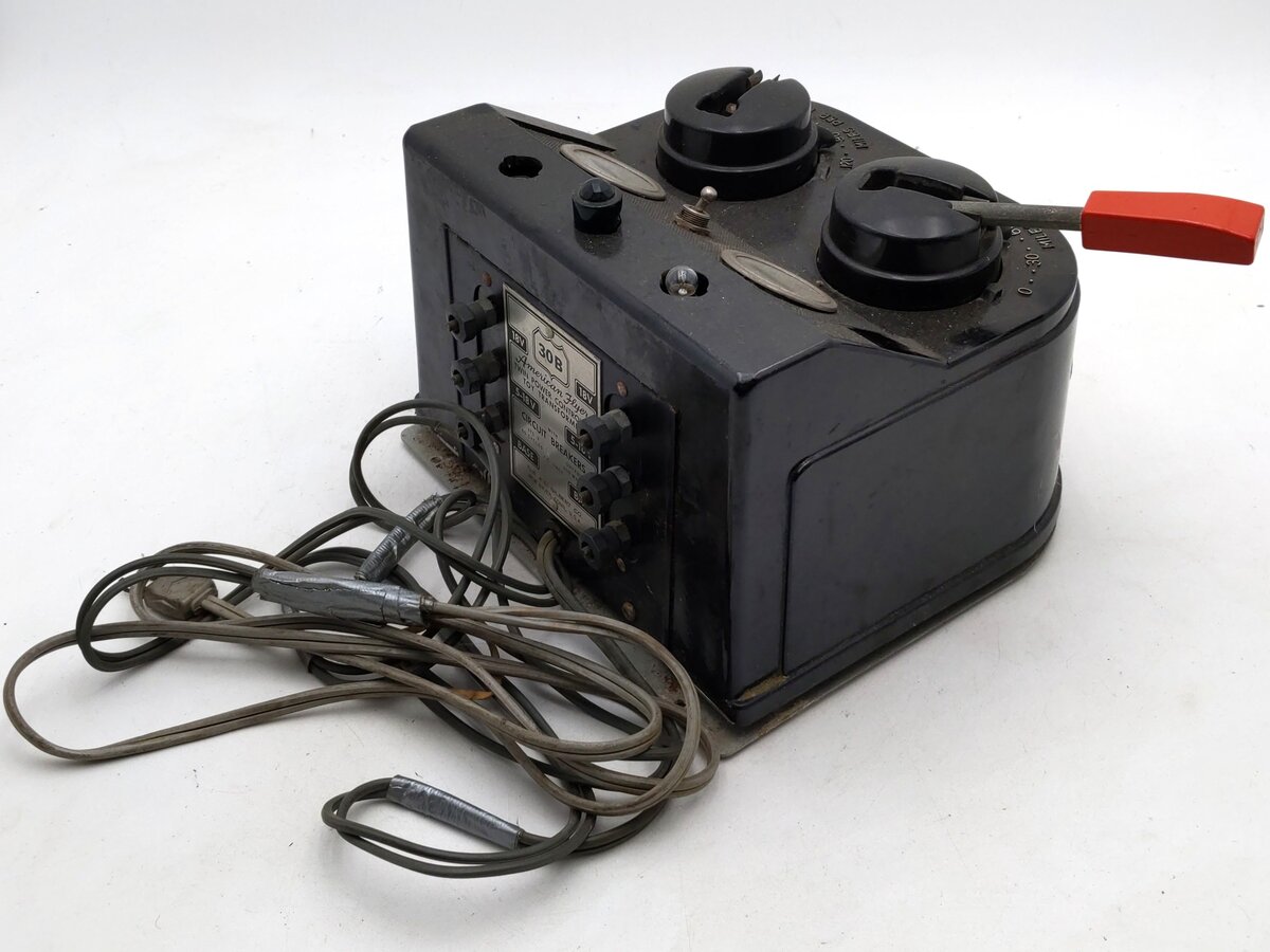 American Flyer 30B Vintage S 300 Watt Transformer - Runs 2 Trains