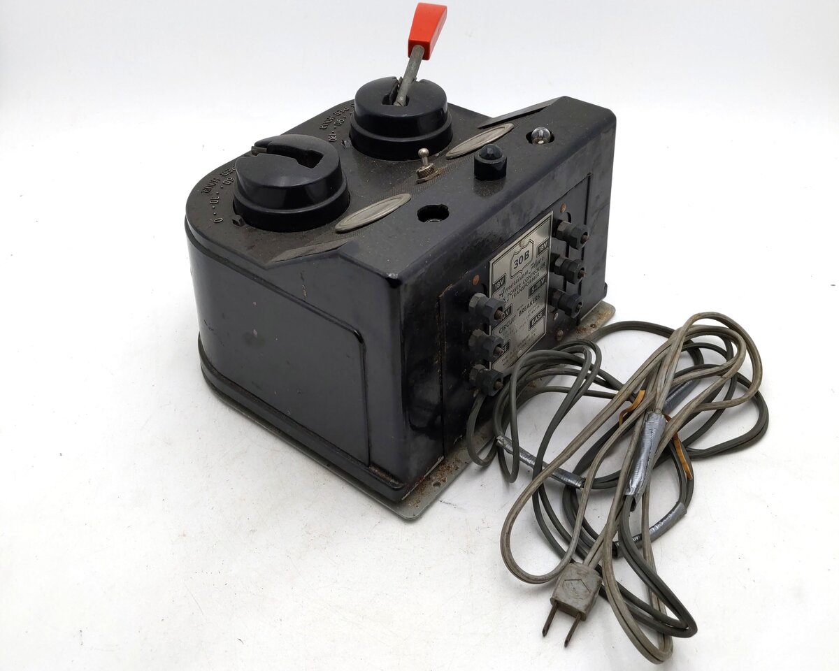 American Flyer 30B Vintage S 300 Watt Transformer - Runs 2 Trains
