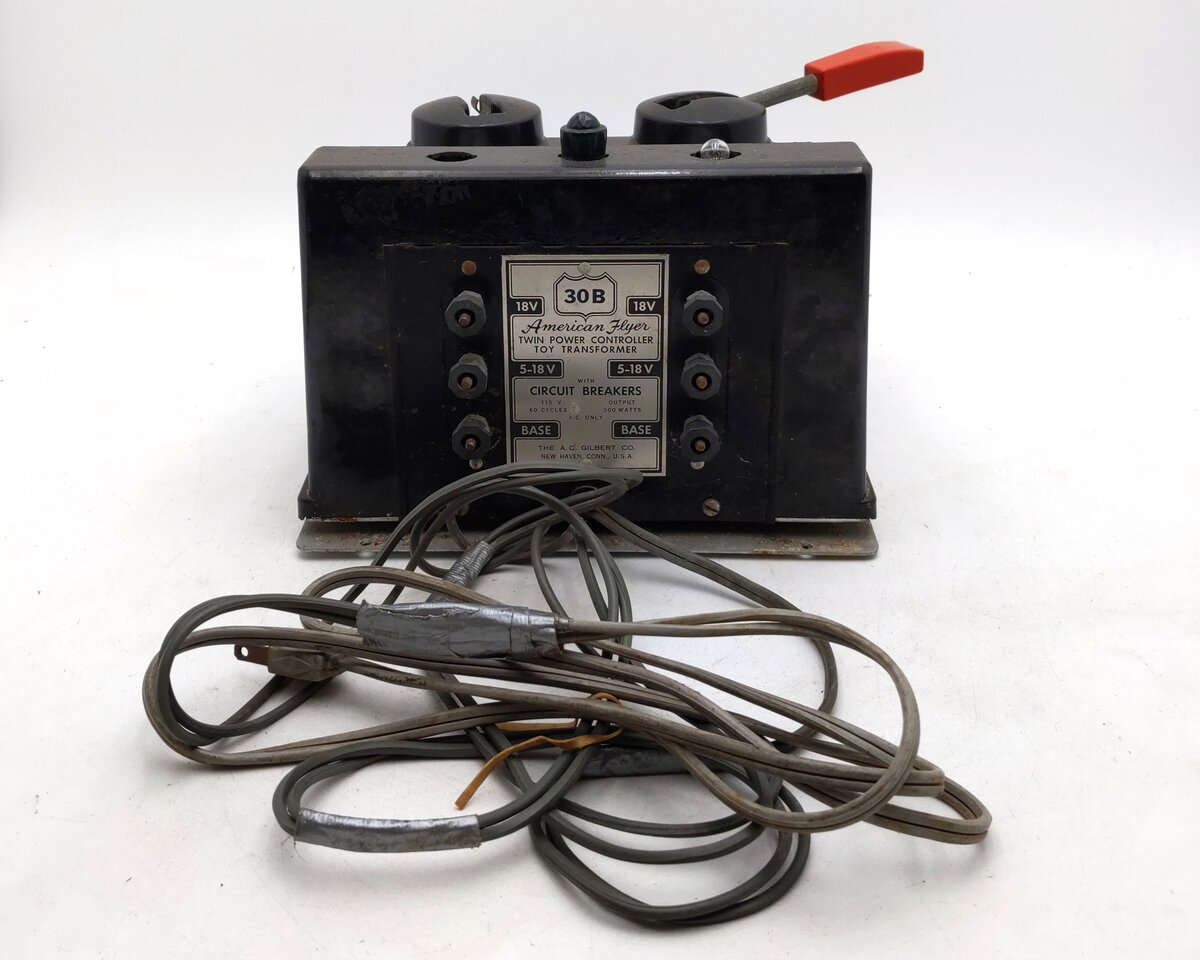 American Flyer 30B Vintage S 300 Watt Transformer - Runs 2 Trains