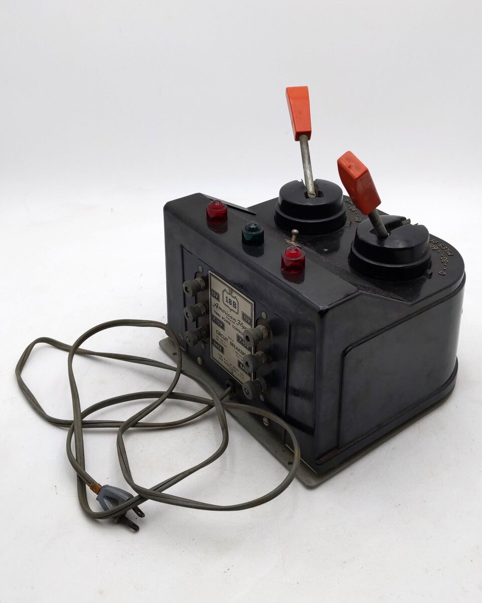 American Flyer 18B Vintage S 190 Watt Transformer - Runs 2 Trains VG