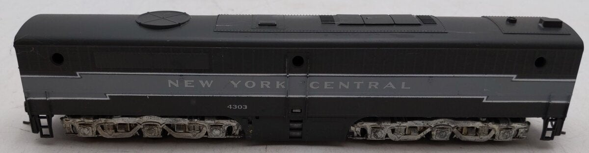 Athearn 4303 HO New York Central PB-1 Dummy Diesel Locomotive #4303 EX
