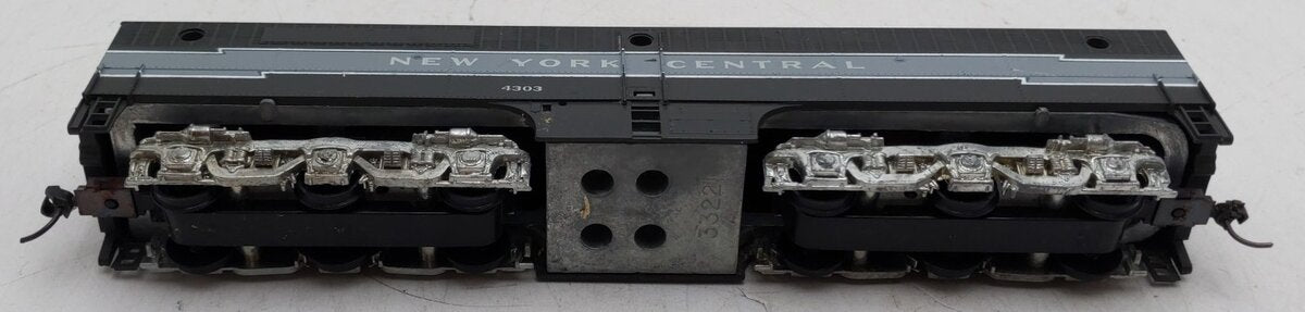Athearn 4303 HO New York Central PB-1 Dummy Diesel Locomotive #4303 EX
