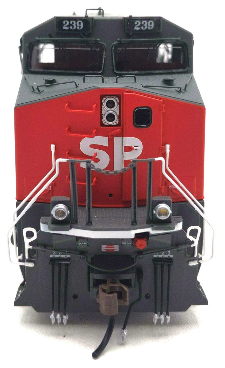 Athearn G31657 HO Southern Pacific AC4400CW Diesel Locomotive  w/ Sound/DCC #239 EX/Box