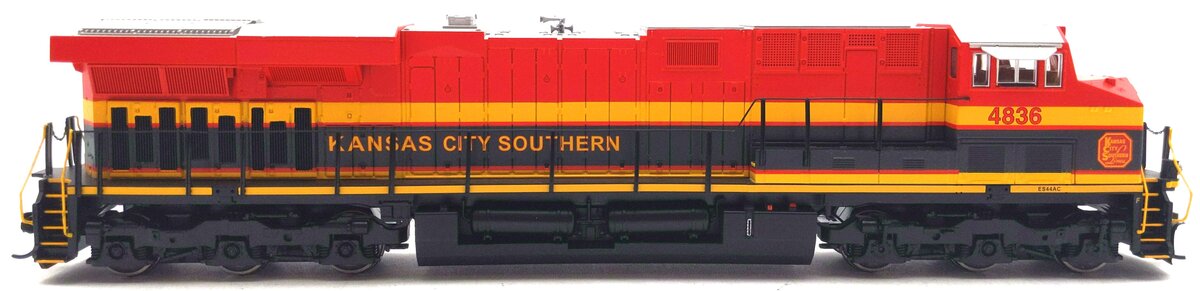 Walthers 910-10220 HO KCS GE ES44AC GEVO Diesel Locomotivee #4836