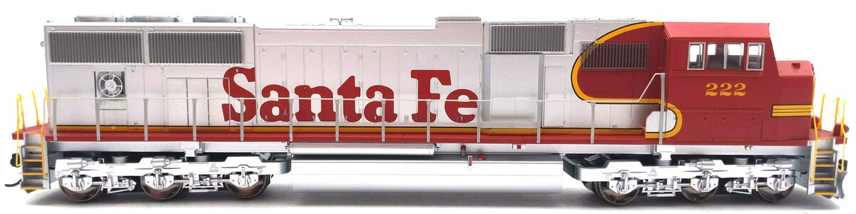 Walthers 910-11002 HO Santa Fe EMD SD75M Diesel Locomotive - Standard DC #222