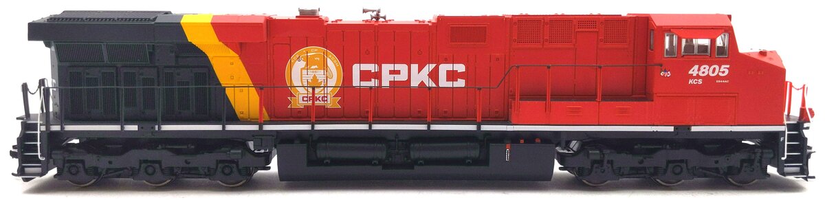 Walthers 910-10229 HO Scale CPKC GE ES44AC GEVO Diesel Locomotive #4805