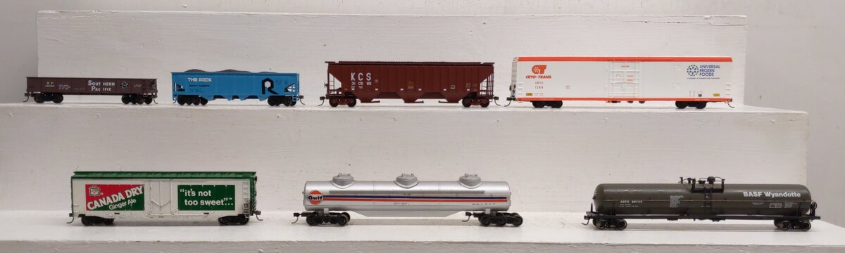 Tyco & Other HO Scale Assorted Freight Cars [7] VG