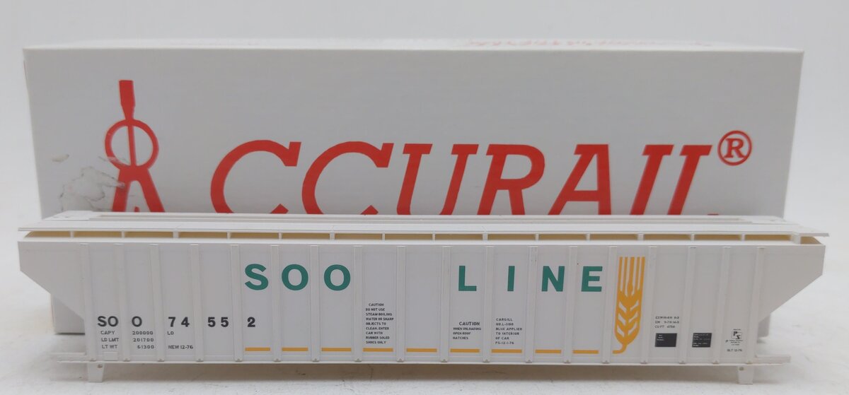 Accurail 6507 HO Scale Soo Line PS-4750 3-Bay Covered Hopper Kit #74552