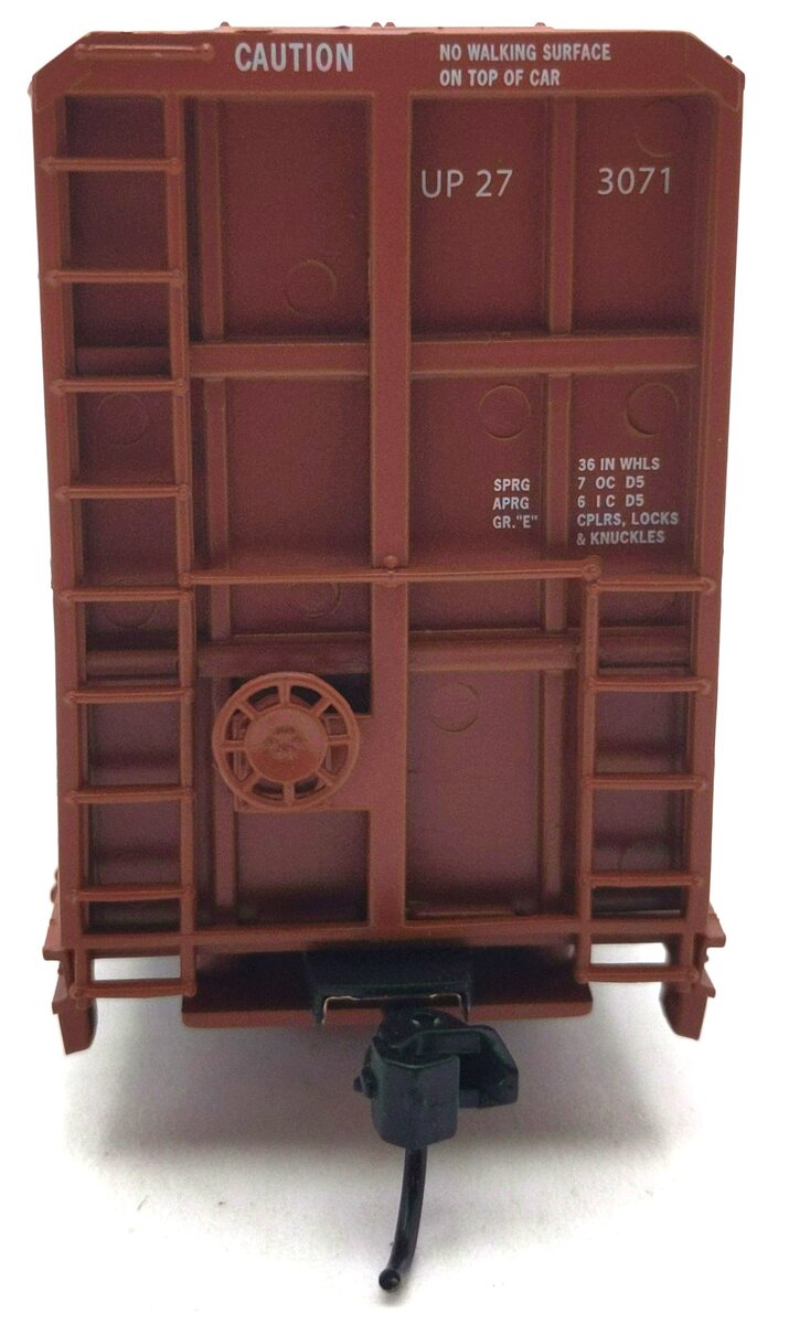 Walthers 910-50728 HO UP 72' Centerbeam Flatcar with Opera Windows RTR #273071