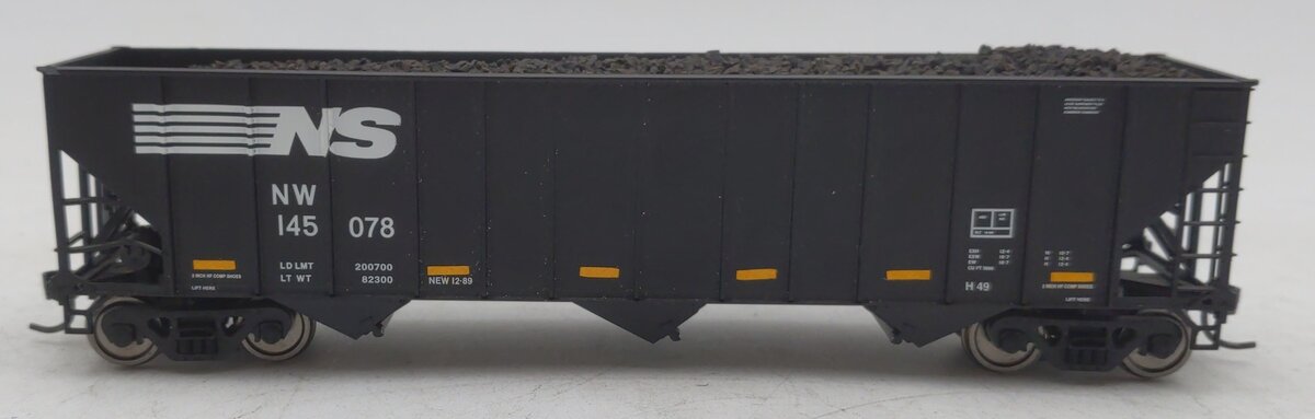 Bowser 145078 HO Scale Norfolk and Western 100t Hopper Car NS H69 #145078 LN