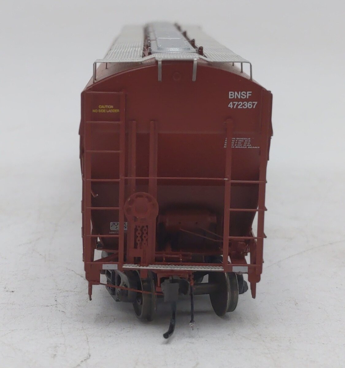 Athearn G4249-5 HO Scale B.N.S.F Trinity 5161 Cu.Ft. Covered Hopper #472367 EX