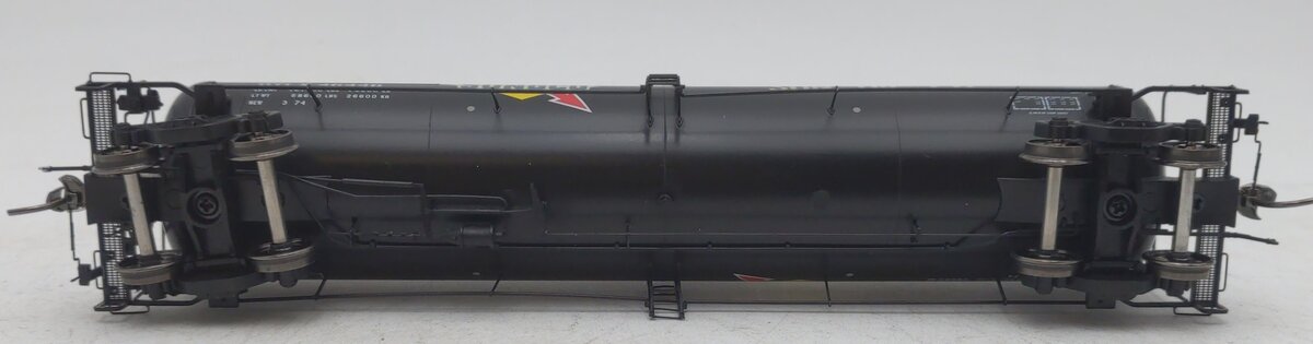 Rapido Trains 135019A HO Sunoco UTLX Procor 20K gal Tank Car