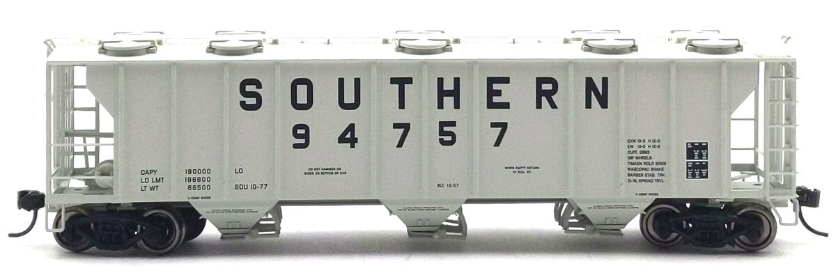 Walthers 910-7036 HO Southern Railway 50' PS-2 2893 3-Bay Covered Hopper #94757