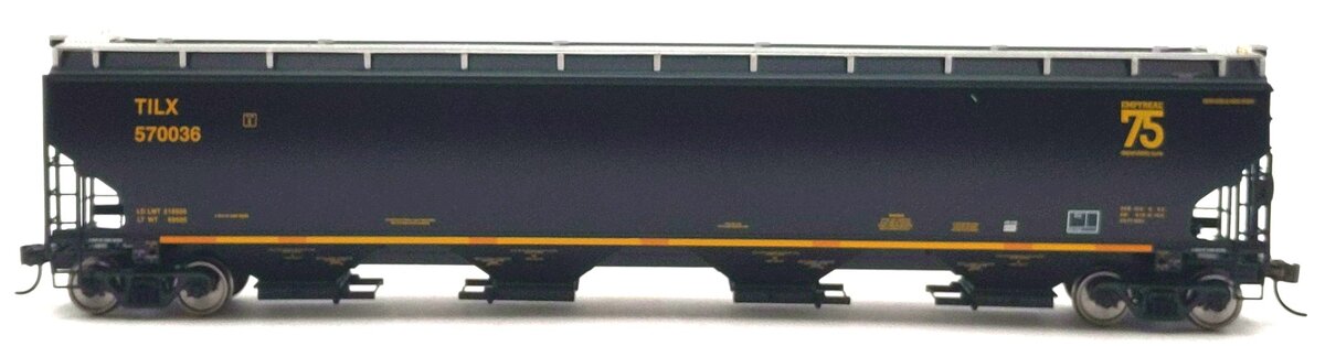 Walthers 920-110326 HO TILX 67' Trinity 6351 4-Bay Covered Hopper RTR #570036 LN/Box