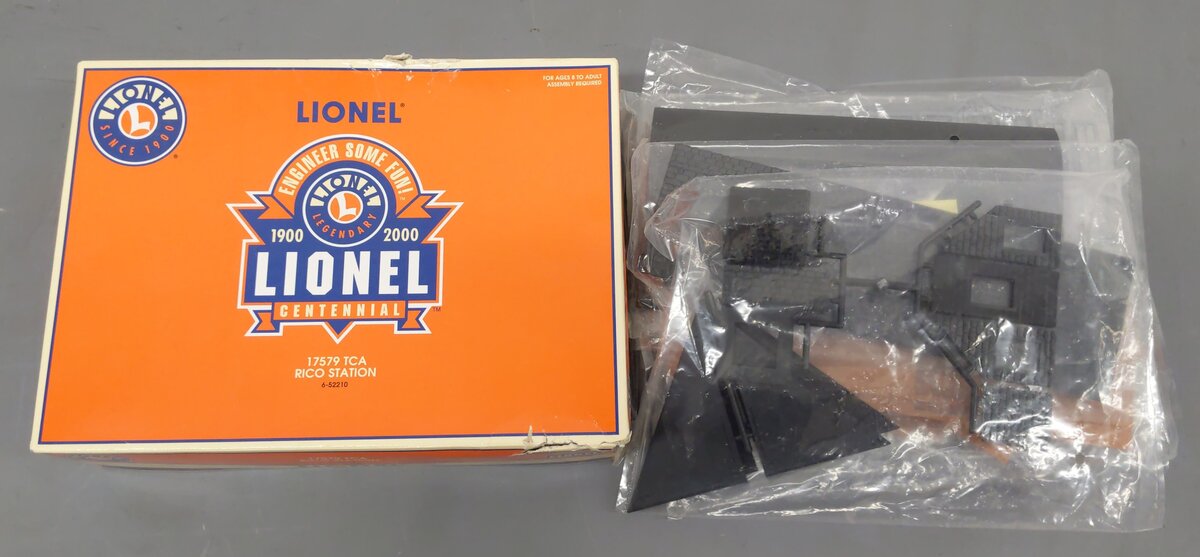 Lionel 6-52210 17579 O TCA Rico Station Kit EX/Box