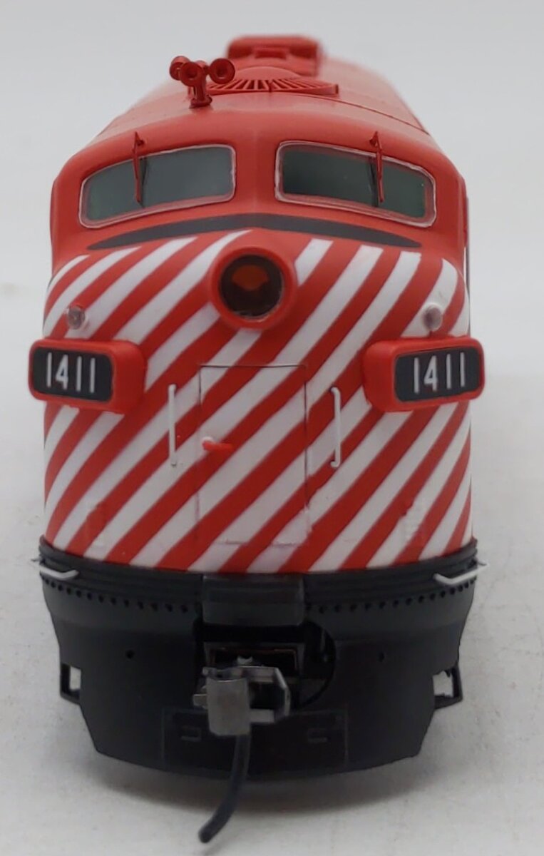 InterMountain 49989-03 HO Canadian Pacific EMD FP9 Diesel Engine EX/Box