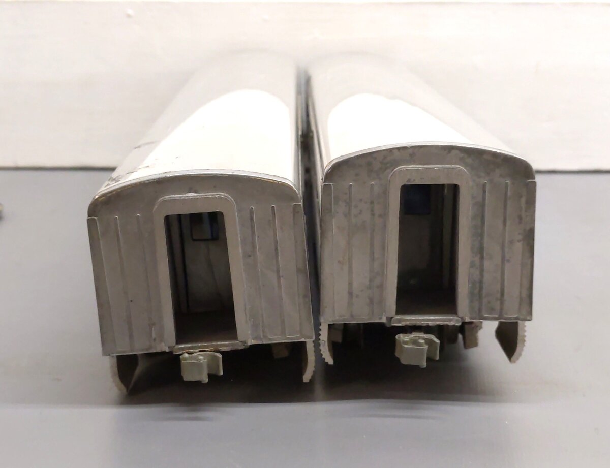 American Models O Gauge ATSF Passenger Cars [2] VG