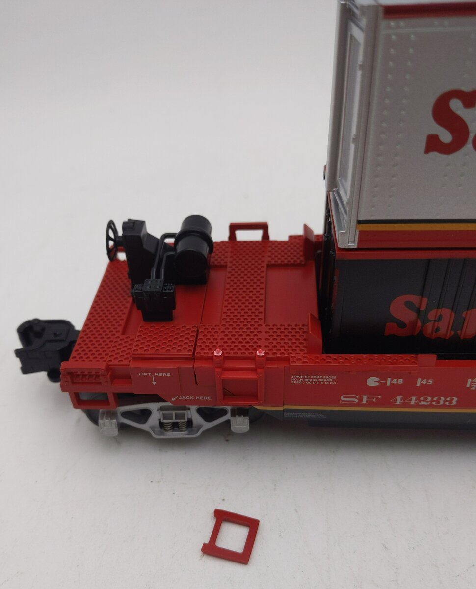 Lionel 2301300 O Gauge LOTS 2023 Santa Fe Maxistack #44233 VG/Box