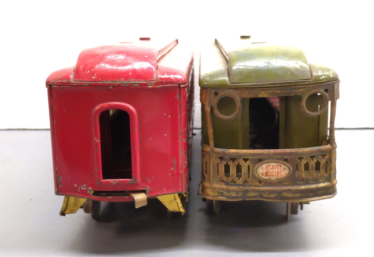 Lionel Vintage Standard Gauge Passenger Cars: 338, 337 [2] VG