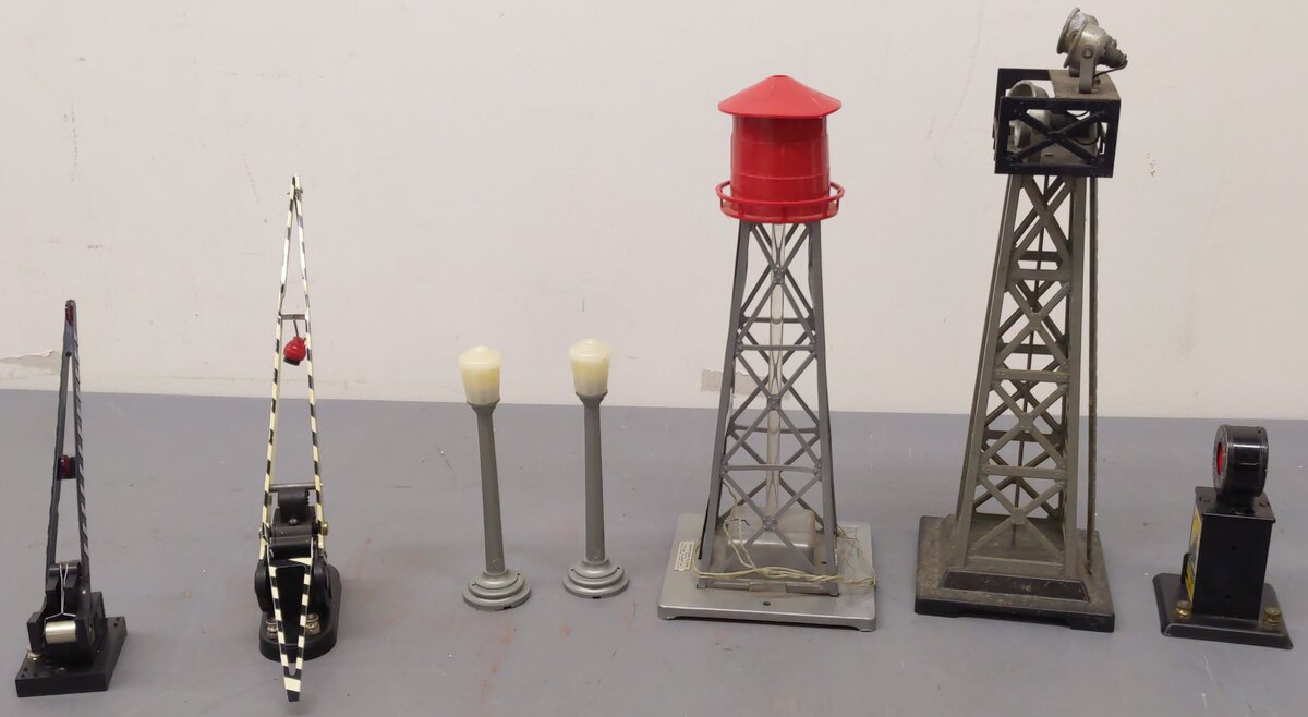 Marx/American Flyer Vintage O Gauge Accessories #428,074,420,0416,772,143B [7] VG