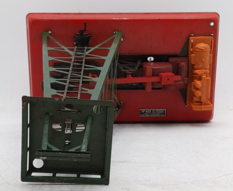 Lionel 455 Vintage O Operating Oil Derrick and Pumper VG