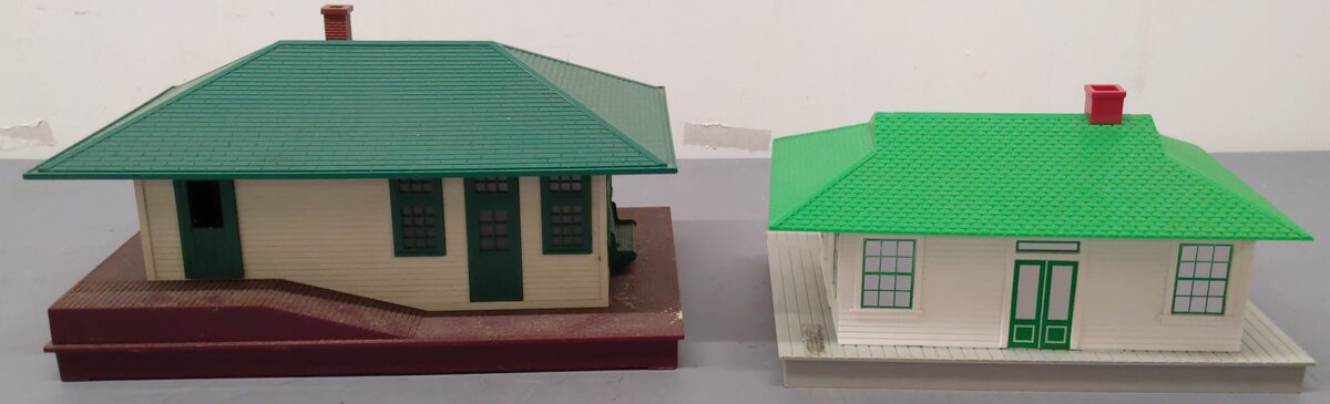 Lionel/American Flyer Vintage O Gauge Buildings #789,132 [2] VG