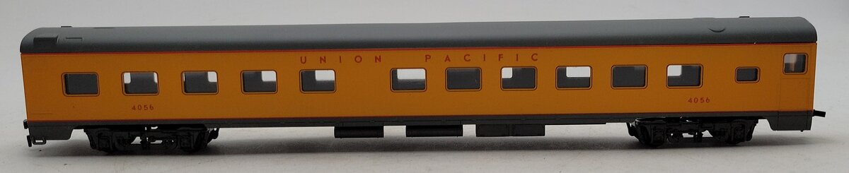 AHM 6430 HO Scale Union Pacific Sleeper Car #4056 EX/Box